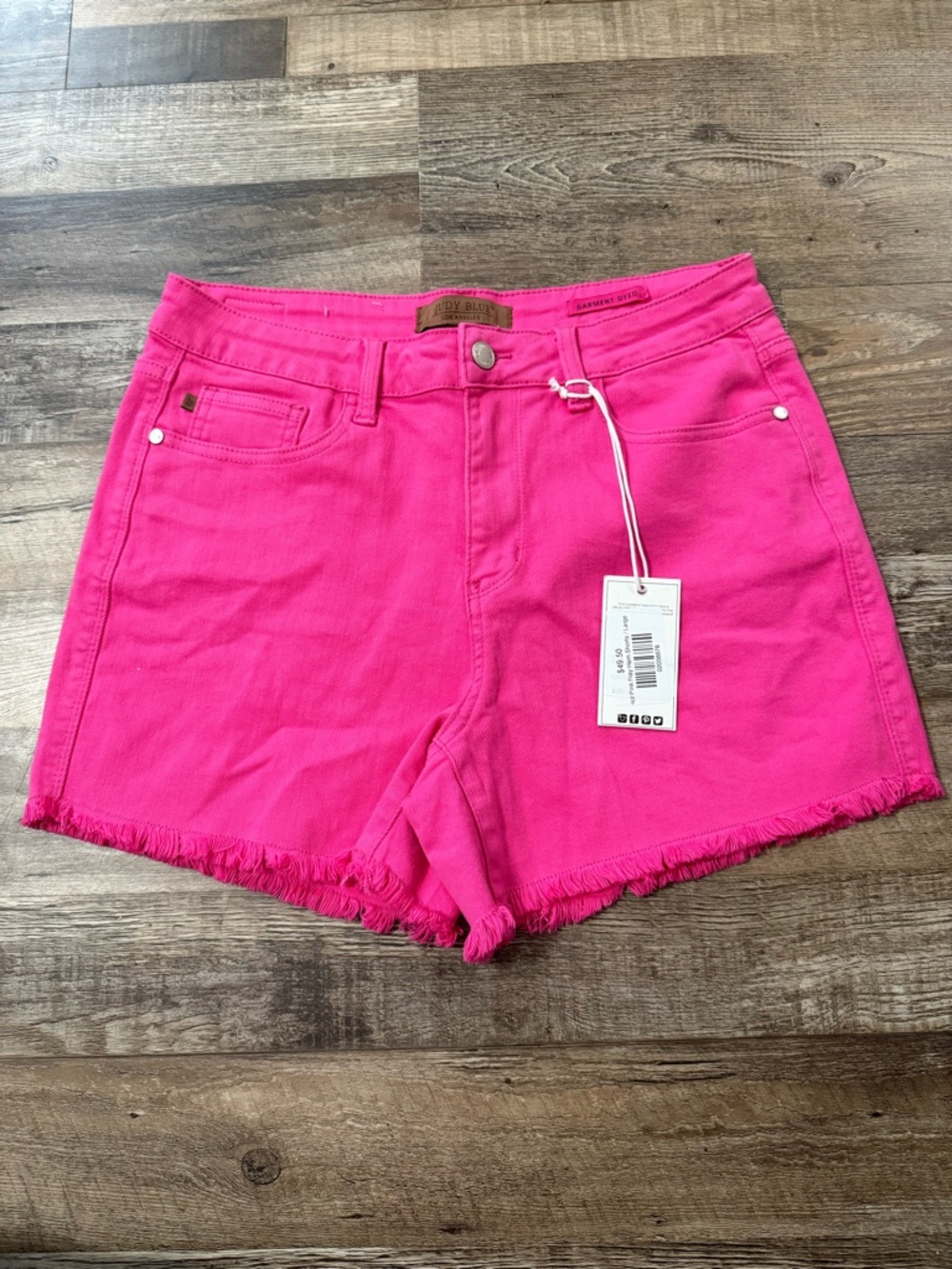NWT Judy Blue Hot Pink Frayed Hem Denim Shorts- Large